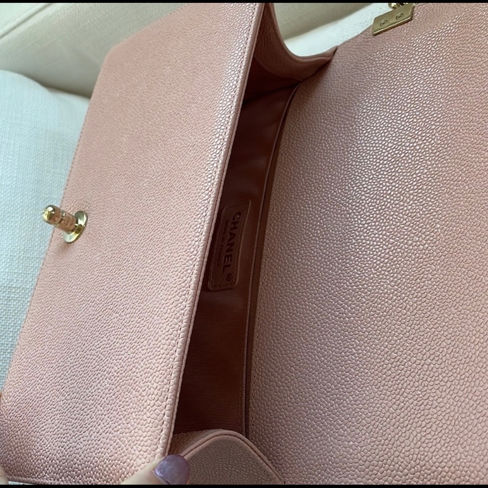 🌸CHANEL caviar quilted Medium Boy - Sakura pink🌸 - Picture 7 of 13